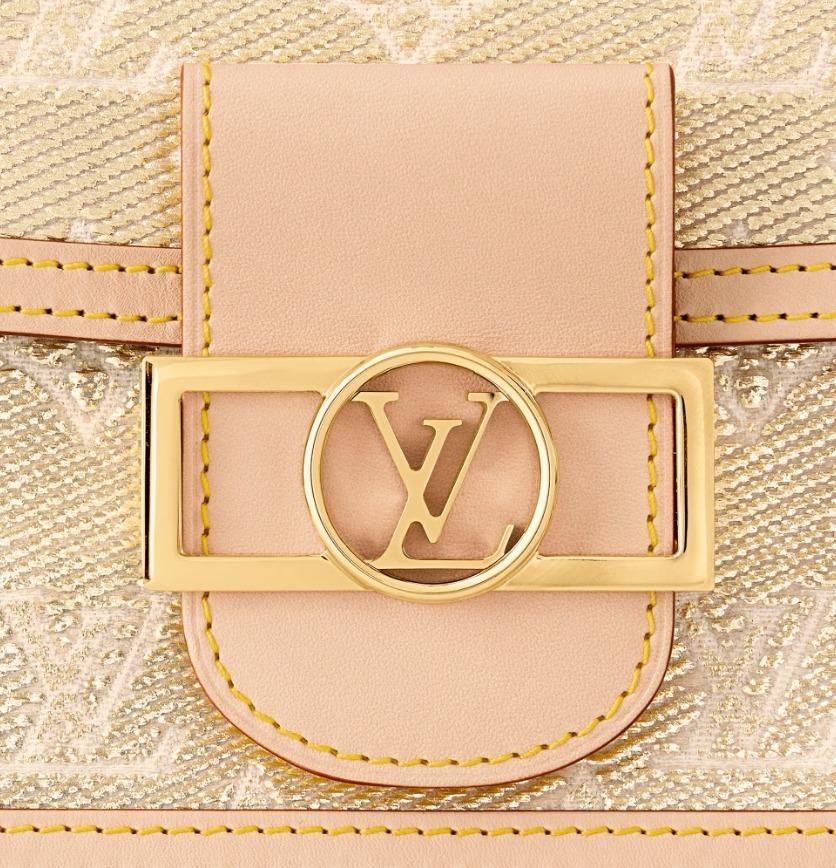 LOUIS VUITTON  モノグラム ドーフィーヌ MINI M22826