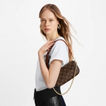 LOUIS VUITTON アイビー チェーン ウォレット モノグラム M81911