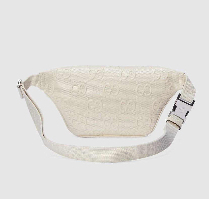 グッチ GUCCI ブラックレザー GGエンボス ベルトバッグ 658582 1W3CN 9022