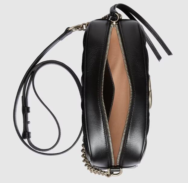GUCCIグッチ GGマーモント キルティングショルダー スモール 447632 UM8BN 1000