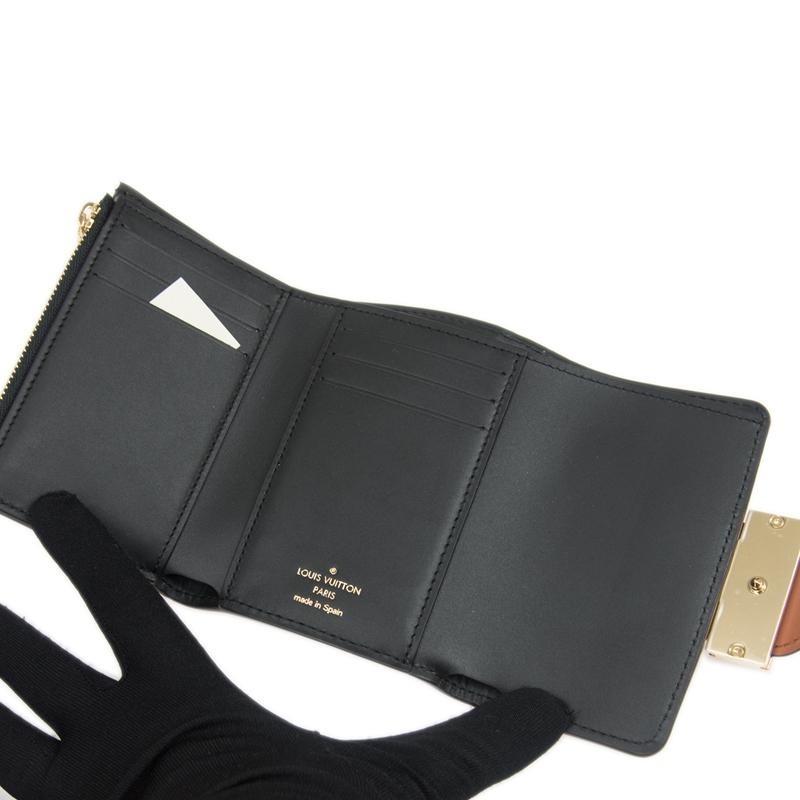 ルイヴィトン ウォレット 折り財布 ドーフィーヌ DAUPHINE モノグラムリバース M68725