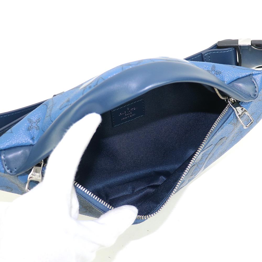 ルイヴィトンボディバッグ ディスカバリー バムバッグ PM モノグラム アクアガーデン M22576