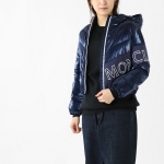 モンクレール MONCLER ダウンジャケット ブルー vonnes 1a00025 53a3h 742