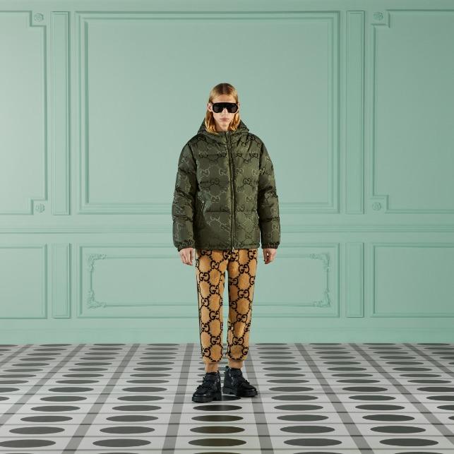 GUCCI ジャンボGGキャンバス ダウンジャケット 698710 Z8A53 3175