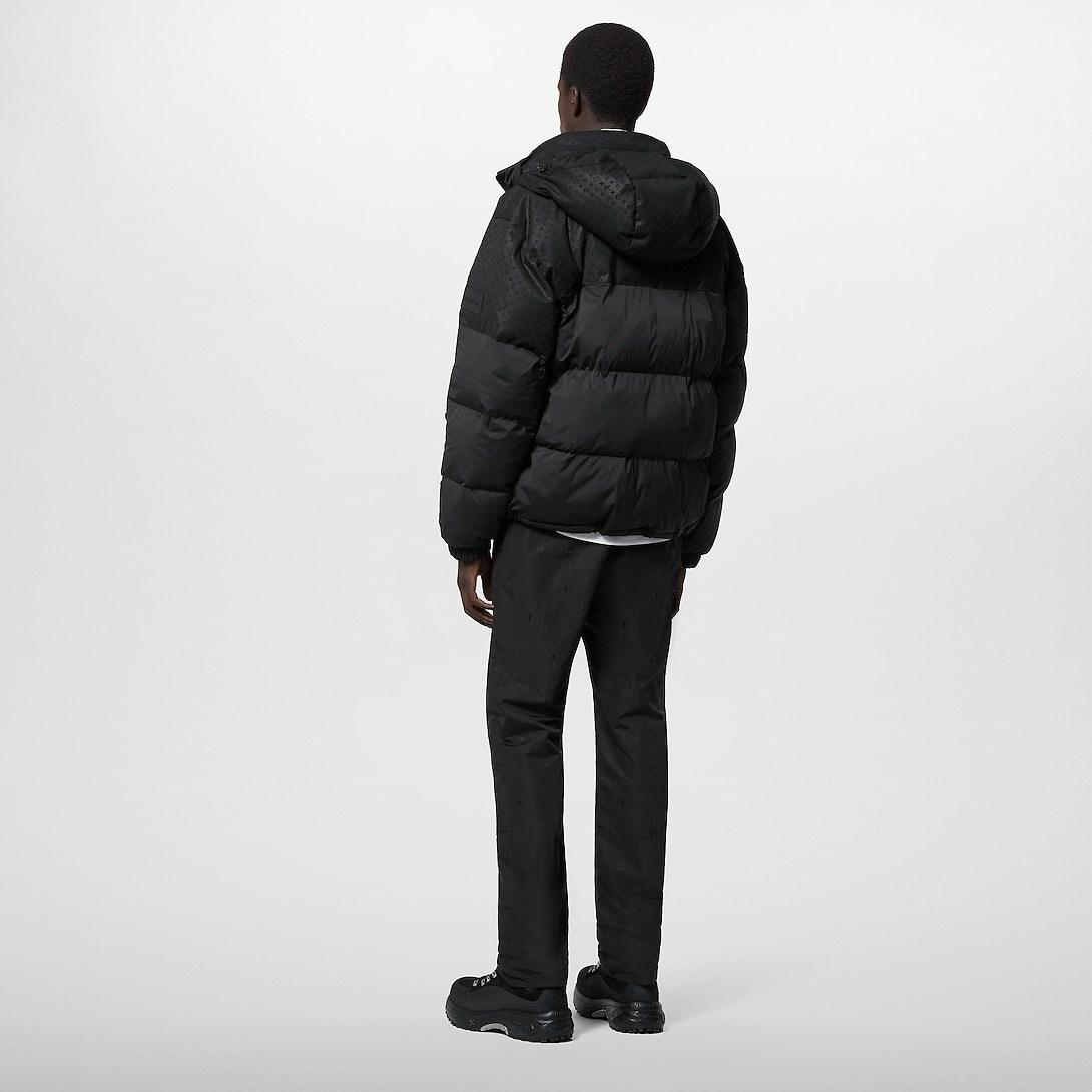 LOUIS VUITTON ダウンジャケット ロゴ フード モノグラム 1AFA35