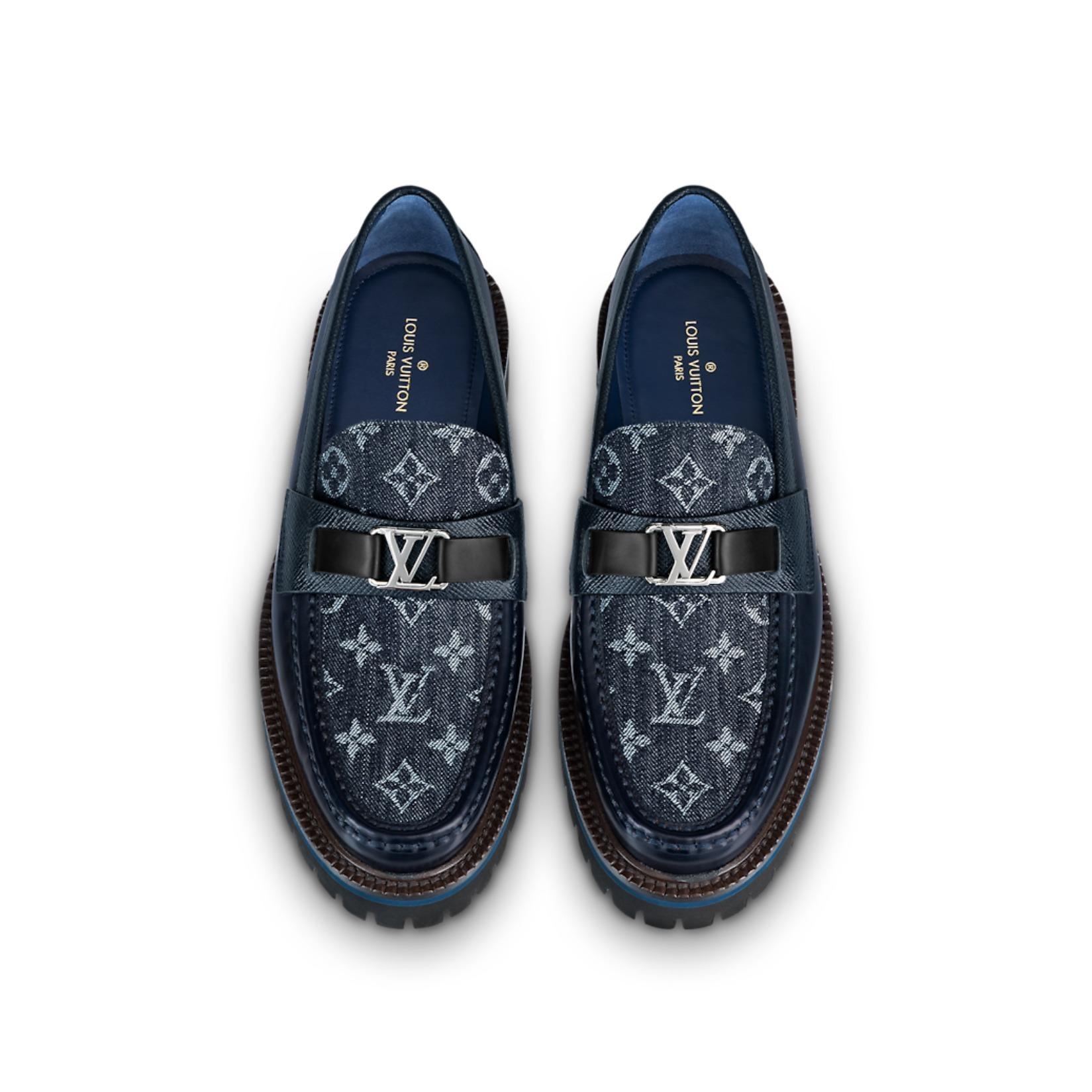 ルイヴィトン LV メジャー ローファー モノグラム 紺 1A8YK6