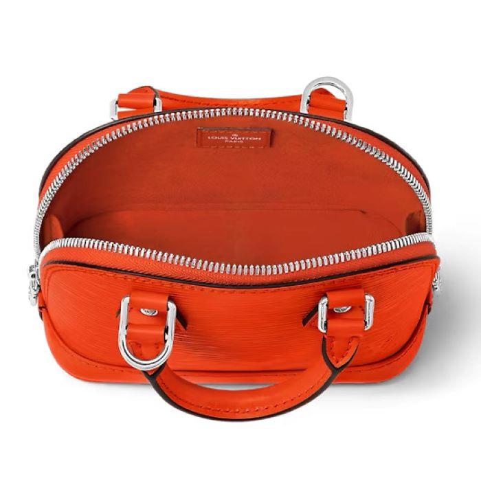 ルイヴィトン LOUIS VUITTON エピ ナノ・アルマ　M82404