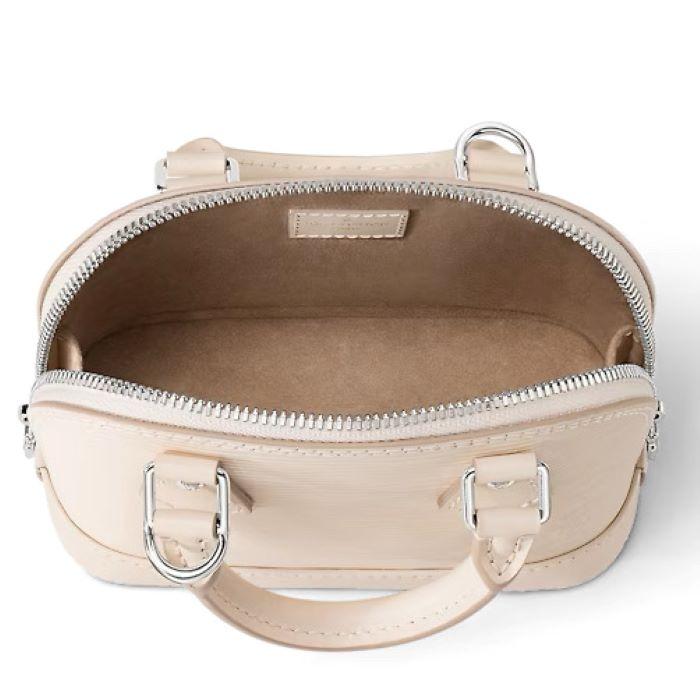 ルイヴィトン LOUIS VUITTON エピ ナノ・アルマ　M82411