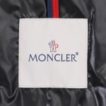 モンクレール MONCLER ダウンベスト ブルー usedom 1a00036 595p7 7a9