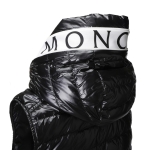 モンクレール MONCLER ダウンベスト ジレ ブラック akaishi 1a00059 596j9 999