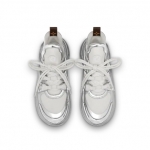LOUIS VUITTON LVアークライト スニーカー メタリック 1A52JE