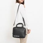 バレンシアガ バッグ レディース 2WAYハンド/ショルダーバッグ ブラック 黒 BORSA 528545 C8K02 1000