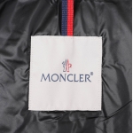 モンクレール MONCLER ダウンジャケット ブラック メンズvezere 1a00044 53333 999