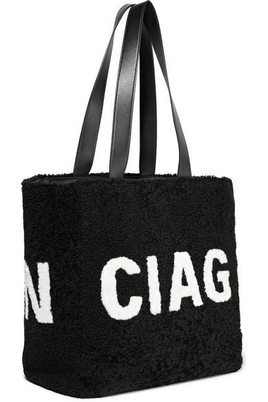 バレンシアガ Intarsia shearling shoulder bag バッグ ブラック 598768