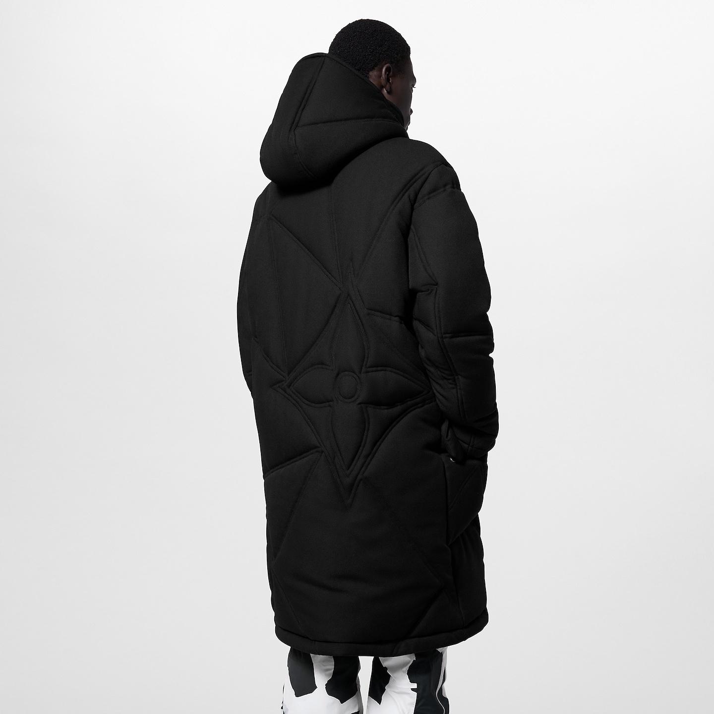 ルイ・ヴィトン LV 撥水ウール パデッド フード ロング コート ブラック 1AFAF3