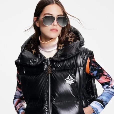 ルイヴィトン代引 LV グロッシースリーブレスパファ ダウンジャケット 1A9L9L