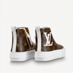 LOUIS VUITTONスニーカー 1A4X38 ブーツステラ LV モノグラム