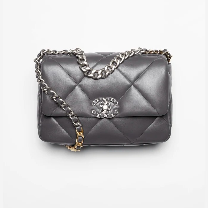 シャネル CHANEL 19 フラップ バッグ＊ショルダーバッグ AS1160 B07327 NR653