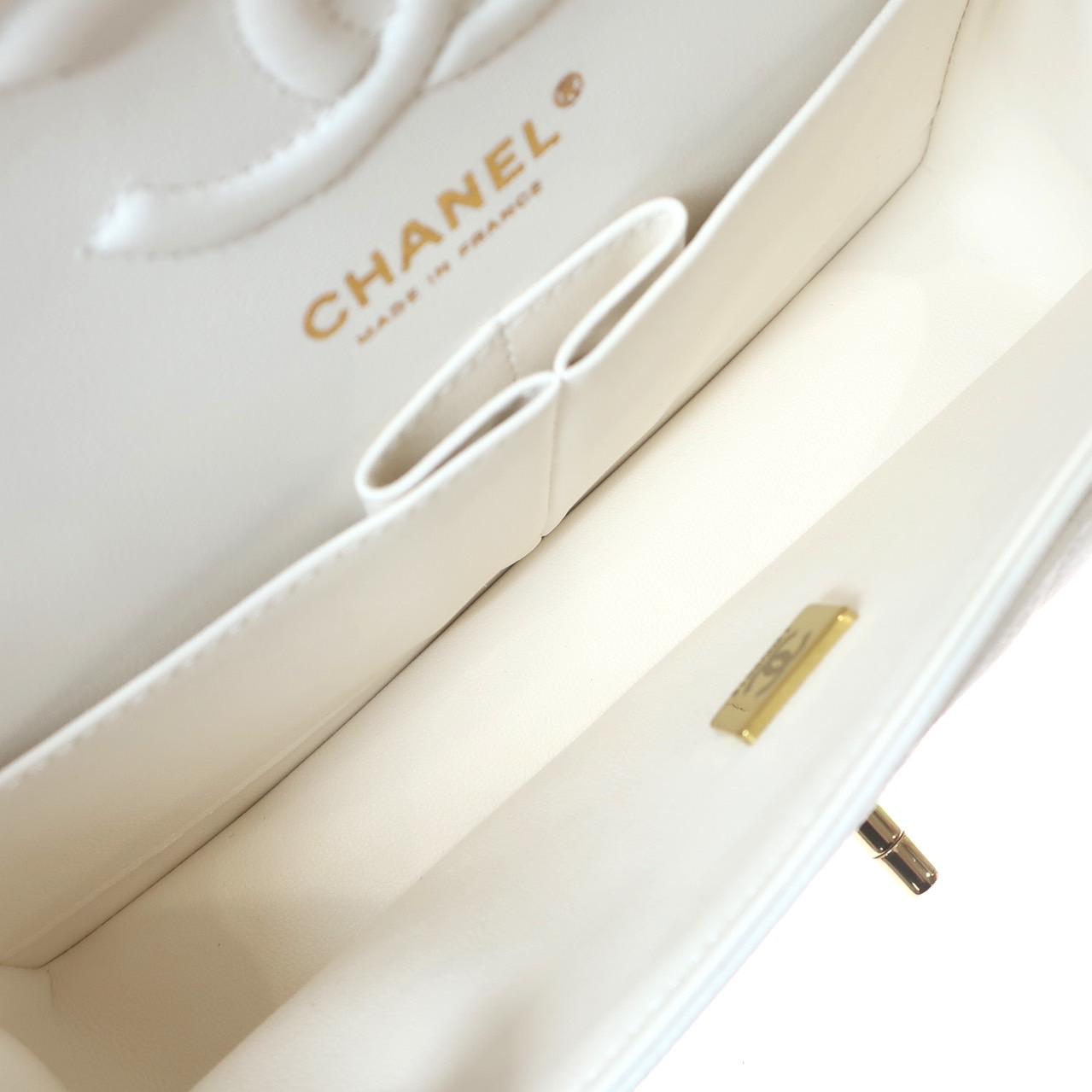 シャネル マトラッセ チェーンショルダーバッグ ココマーク キャビアスキン Wフラップ レディース 斜め掛け A01113