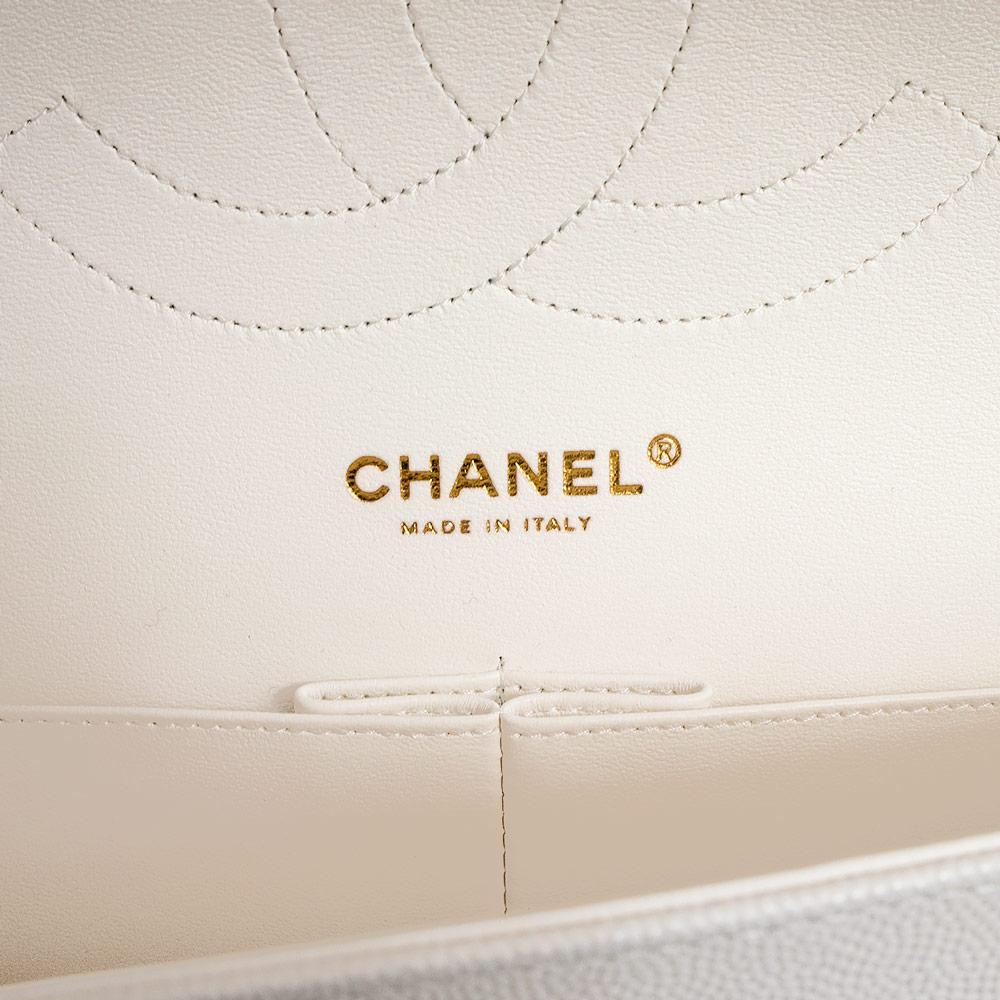 シャネル CHANEL デカマトラッセ 30 Wフラップ Wチェーン ショルダーバッグ 2Way 斜め掛け キャビアスキン レザー ホワイト A58600