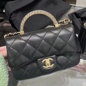 CHANEL トップハンドルミニフラップバッグ ブラック AS4847 B16355 94305