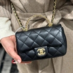 CHANEL トップハンドルミニフラップバッグ ブラック AS4847 B16355 94305
