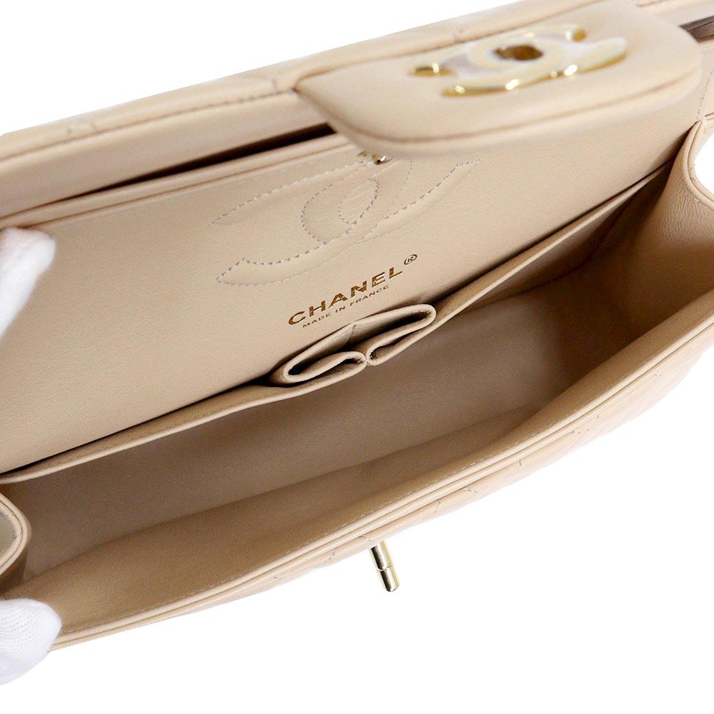 シャネル マトラッセ 25 2way Wフラップ Wチェーン ショルダー 斜め掛け ラムスキン レザー ベージュ ゴールド金具 A01112