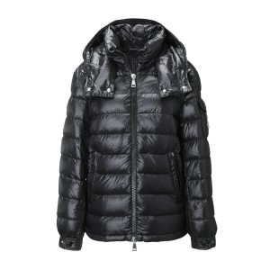 モンクレール MONCLER ダウンジャケット ブラック dalles 1a00058 595zz 999