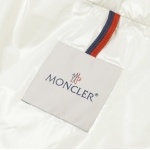 モンクレール激安 MONCLER ダウンジャケット ホワイト gers 1a00098 68950 034