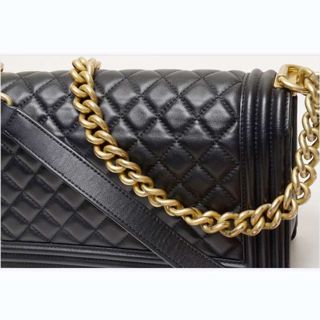 シャネル激安 CHANEL ボーイシャネル25 マトラッセ チェーンショルダー ラムスキン 黒 ブラック ゴールド金具 A67086