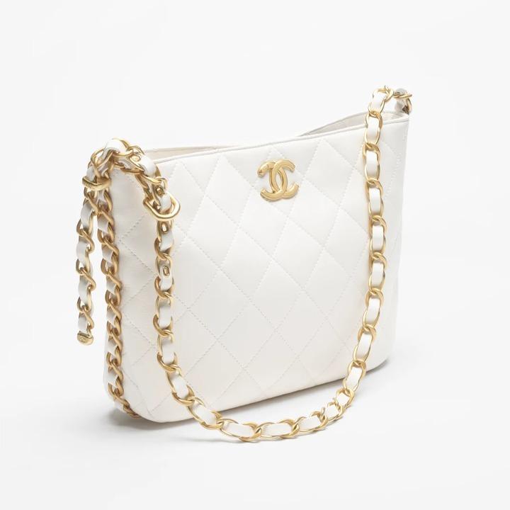 シャネル激安 CHANEL ラージ ホーボー バッグ ホワイト AS4450 B14393 10601