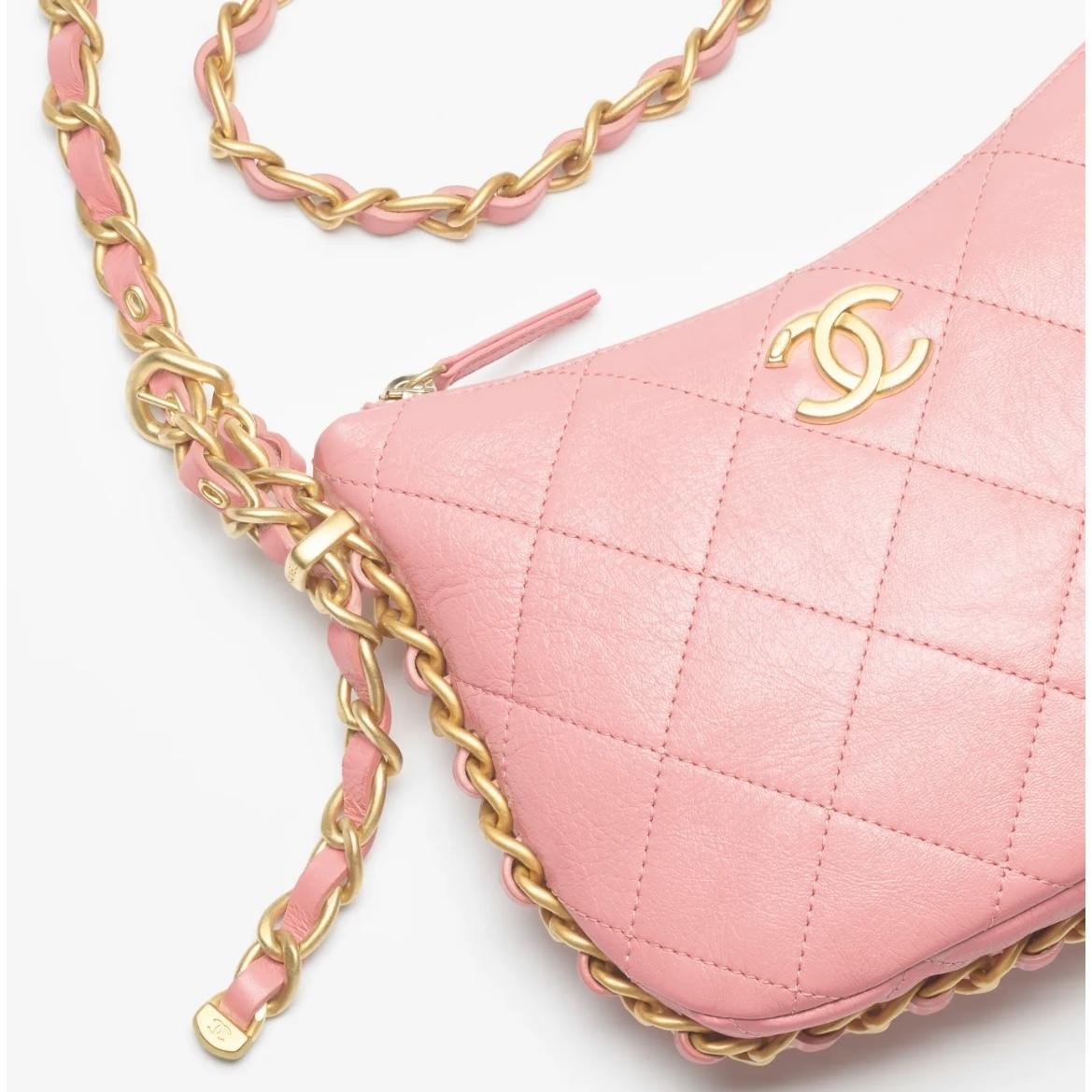 シャネル シャイニーラムスキン CHANEL ホーボーバッグ AS4443 B14393 NR646