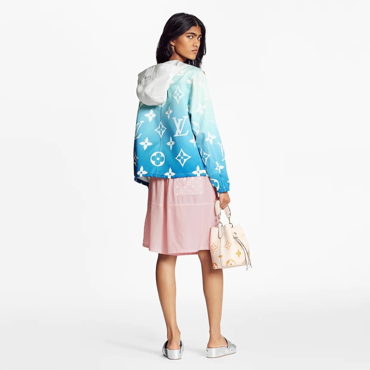 Louis Vuitton ブルーラグーンモノグラムパーカー 1A8TIG