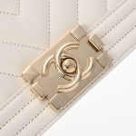 シャネル CHANEL ボーイシャネル ボーイシャネル チェーンショルダー 25cm A67086
