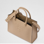 プラダ PRADA ミディアムサフィアーノレザー ハンドバッグ カードケース 1BA337_NZV_F0036_V_XOA