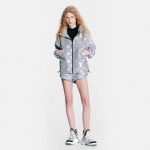 LOUIS VUITTON インバーテッドマヒナモノグラムパーカ ロゴ 1AAK34