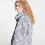 LOUIS VUITTON インバーテッドマヒナモノグラムパーカ ロゴ 1AAK34
