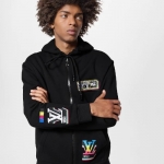 Louis Vuitton マルチロゴ　フーディ パーカー 1AATM5
