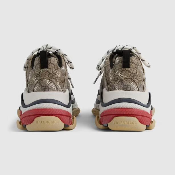 グッチ激安 GUCCI BALENCIAGA トリプルSスニーカーハッカープロジェクト 677195 UL110 8461