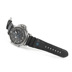 パネライ サブマーシブル1950 3デイズ フライバッククロノ 47mm 自動巻き メンズ PAM00615
