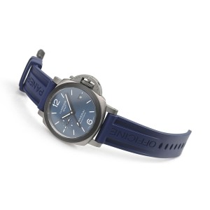パネライ代引  ルミノール GMT 自動巻き メンズ PAM01279