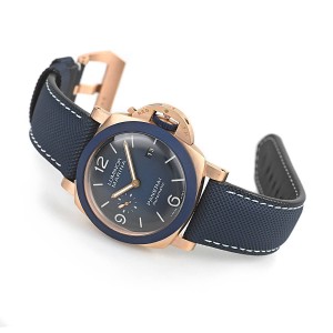 パネライ  ルミノール1950 マリーナ ギレクムネリー70イヤーズエディション  自動巻き メンズ PAM01121