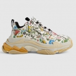グッチ GUCCI BALENCIAGA トリプルSスニーカーハッカープロジェクト 677193 UMO20 9766