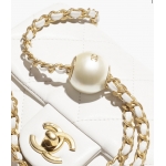 シャネル CHANEL パール ラムスキン ミニ フラップ バッグ AS4868 B16574 10601