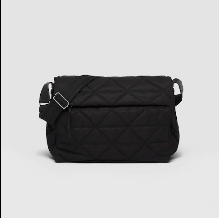 プラダ PRADA トップステッチ Re-Nylon ショルダーバッグ ブラック 2VD057_2DGW_F0002_V_OOO