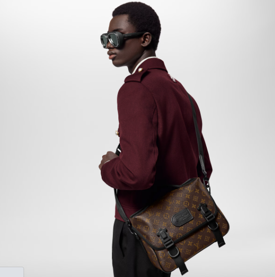 ルイヴィトン Louis Vuitton トレイル ショルダーバッグ モノグラム M46972