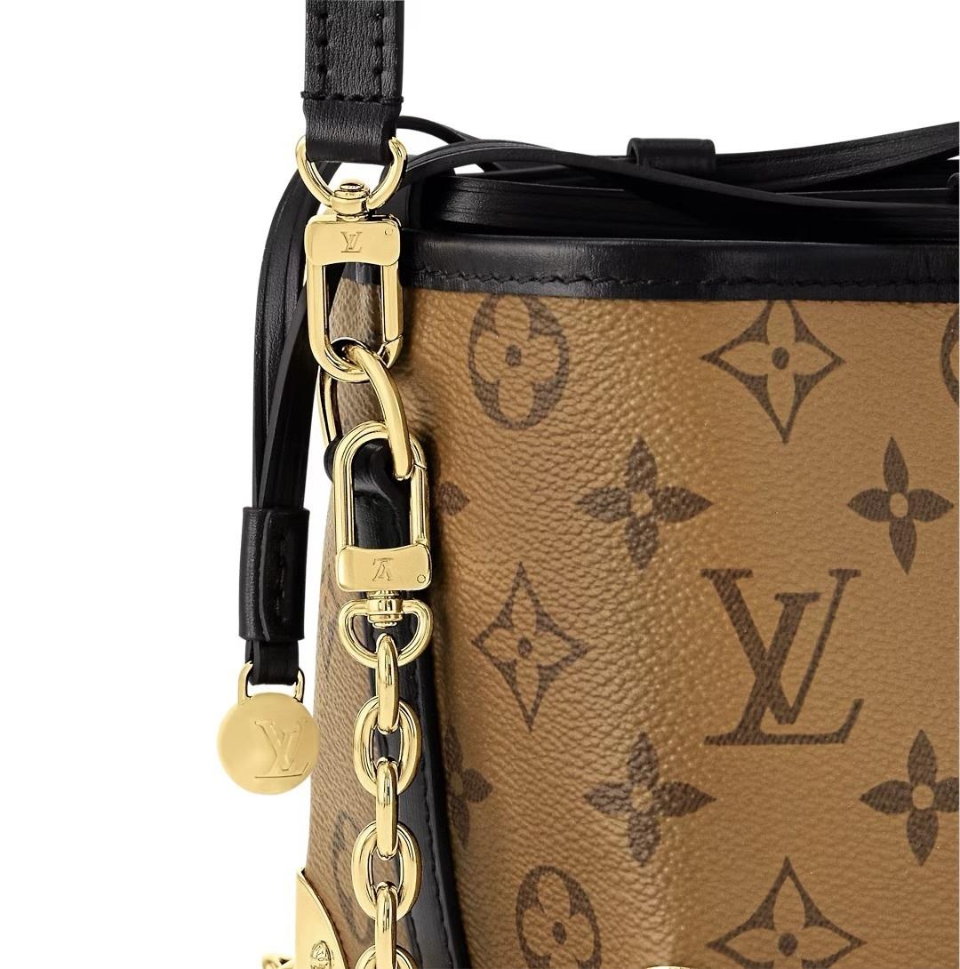 LOUIS VUITTON ノエ パース・LV チャーム ショルダーバッグ ミニバッグ  M82885