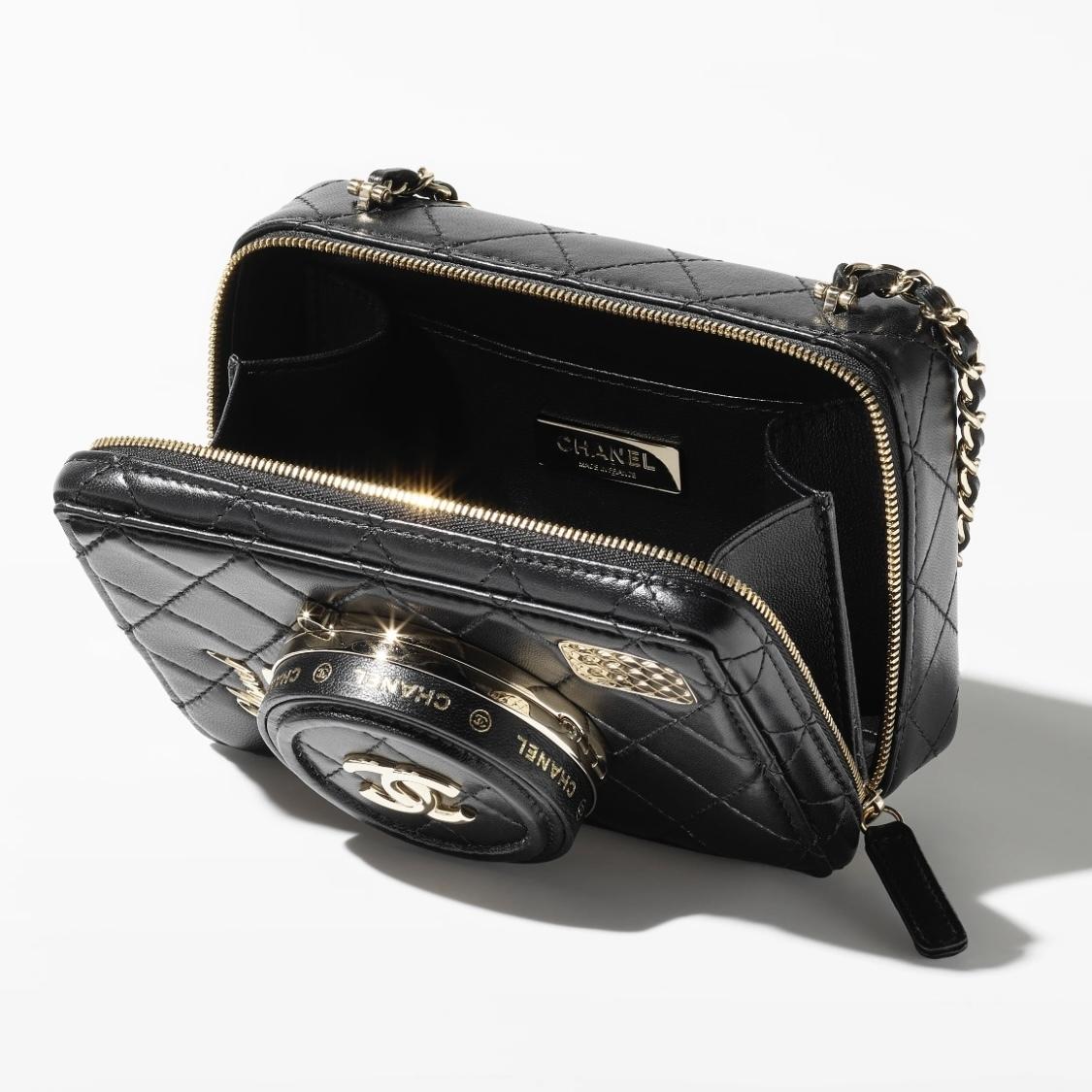 シャネル CHANEL カメラ ショルダーバッグ AS4817 B16255 94305