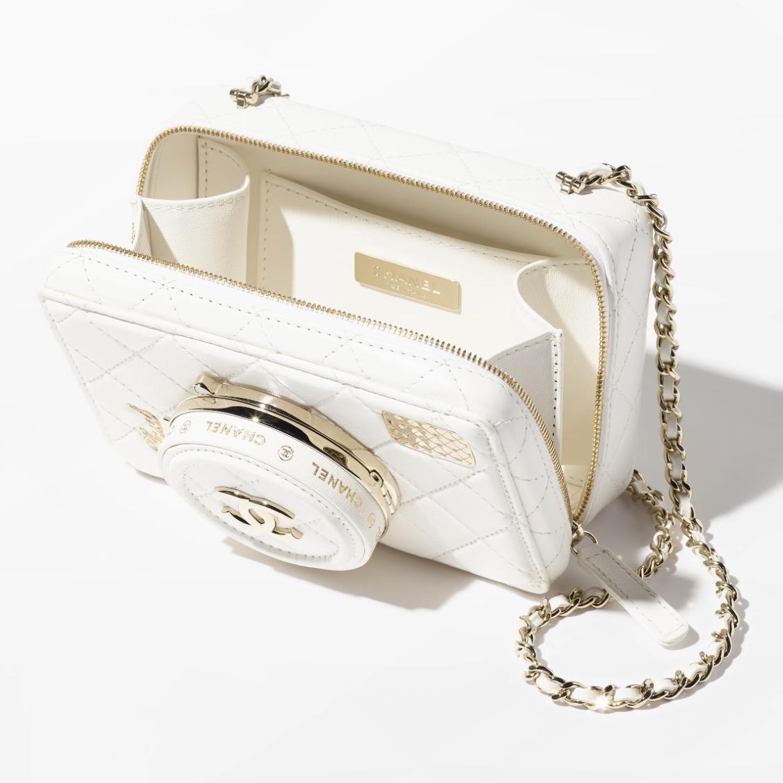 シャネル CHANEL カメラ ショルダーバッグ AS4817 B16255 10601