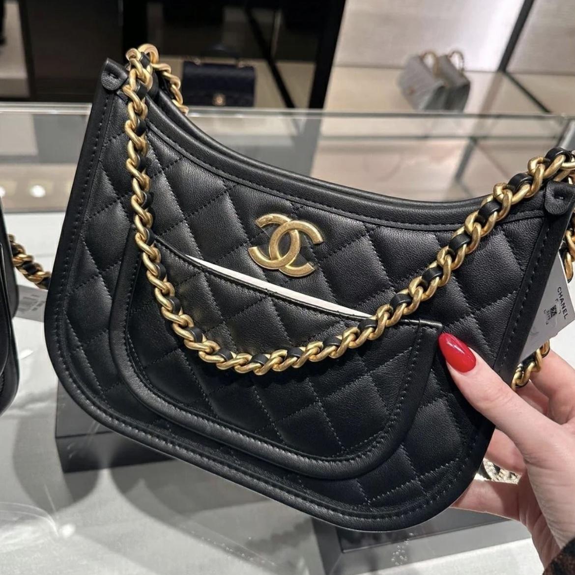 CHANEL ホーボーハンドバッグ ショルダーバッグ AS4666 B16235 94305